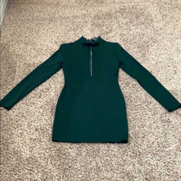 Fashion Nova, green dress - Picture 4 of 8